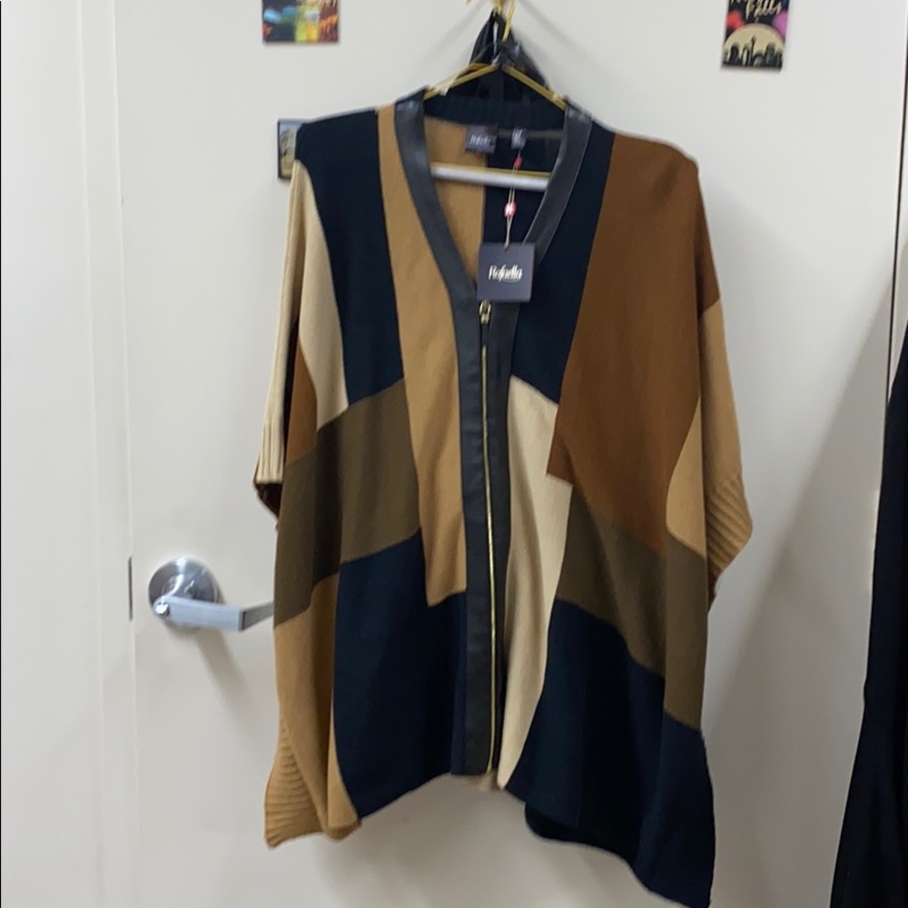 Poncho sweater
